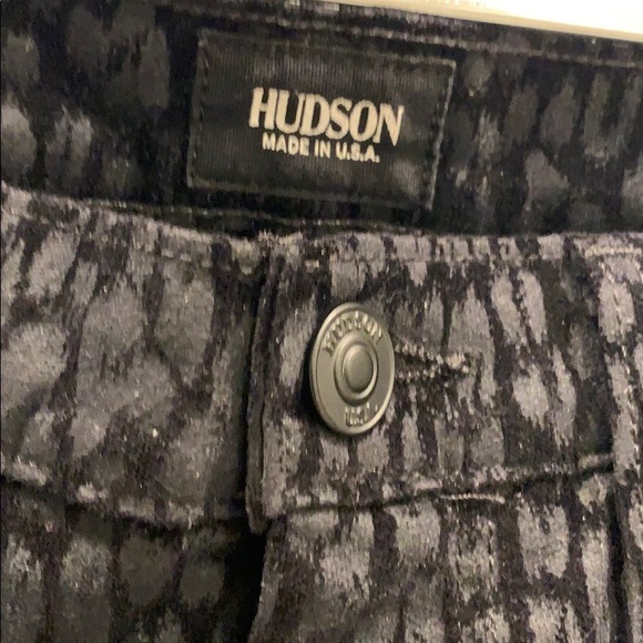 Hudson Black Velvet High Waisted Leopard Jeans - Picture 5 of 6
